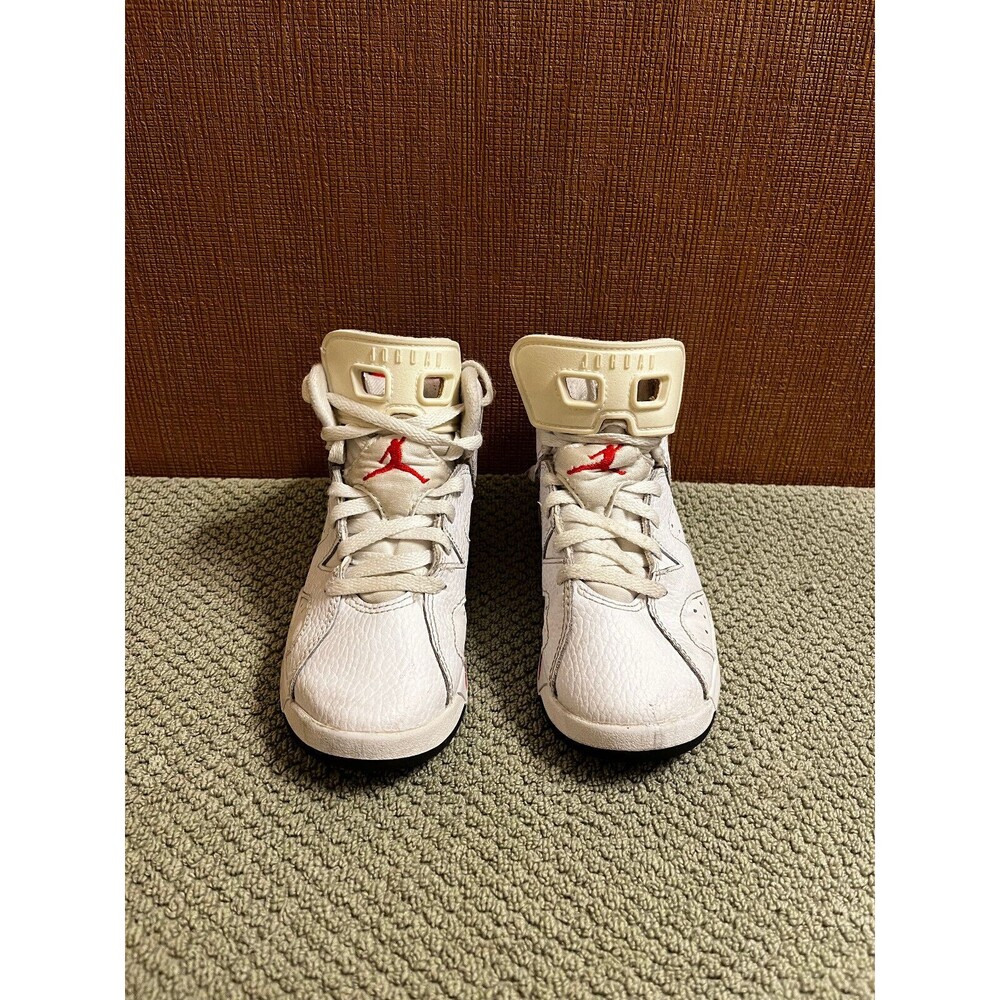 Nike Boys Air Jordan 6 DV3605-162 White Basketball Shoes Sneakers Size 13c